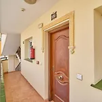 Διαμέρισμα Burriana Hideaway